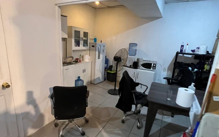 Miguel Leon Prado // Portugal