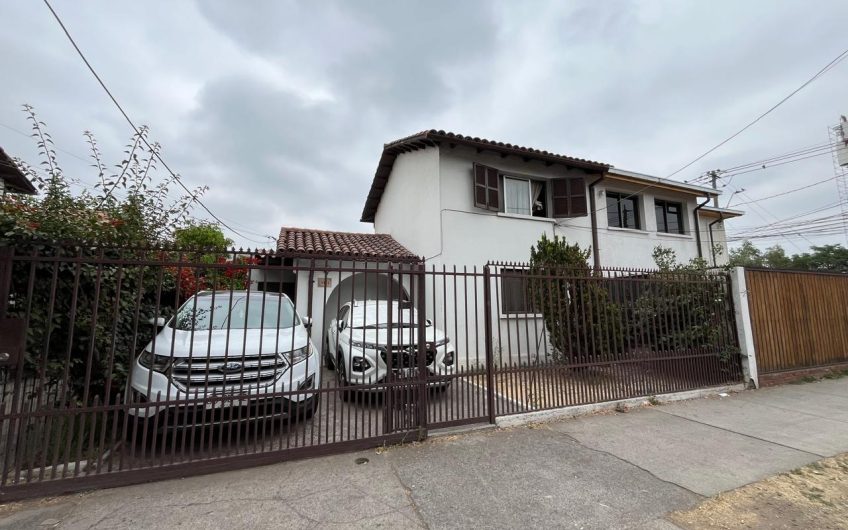 Av. Pedro De Valdivia // Guillermo Mann