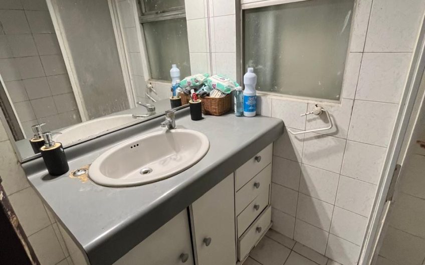 Av. Pedro De Valdivia // Guillermo Mann