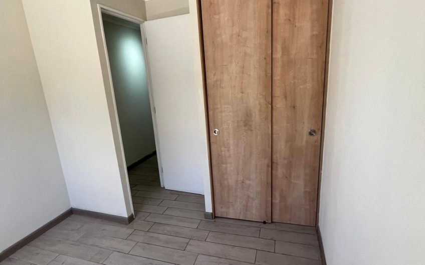 Martinez De Rozas // Metro Cumming