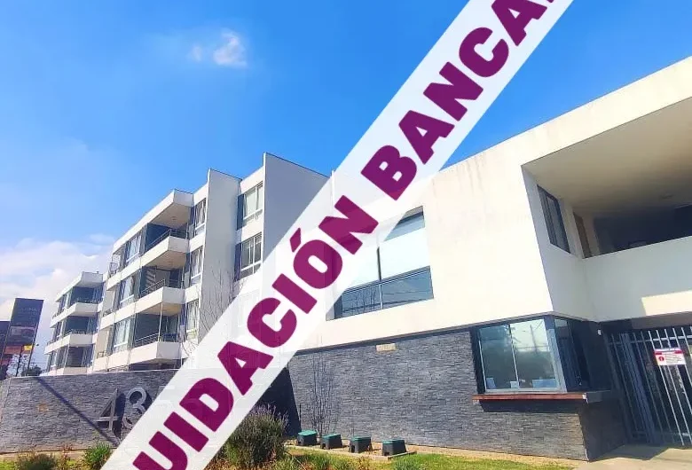 San Luis De Macul // Estacion De Metro Macul