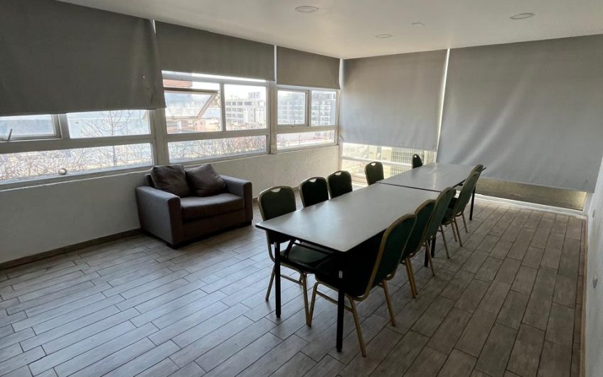 San Pablo // Estación de Metro Santa Ana