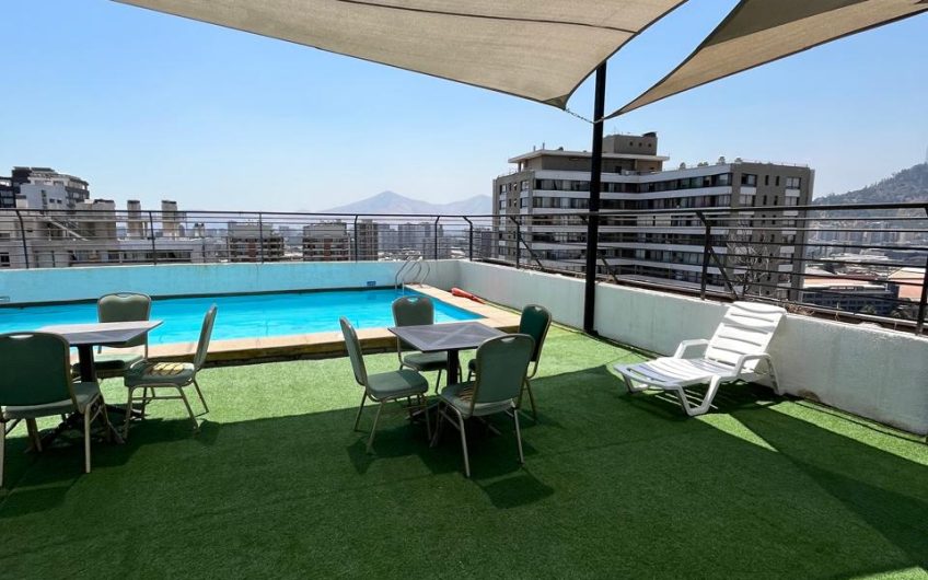 San Pablo // Estación de Metro Santa Ana