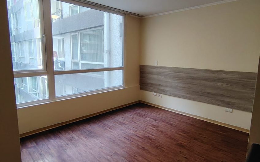 San Pablo // Estación de Metro Santa Ana