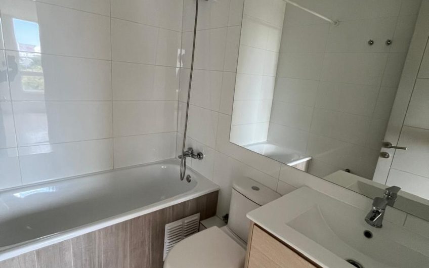 San Luis De Macul // Estacion De Metro Macul