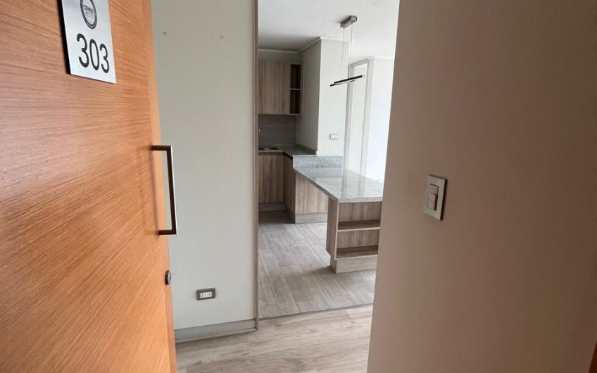 San Luis De Macul // Estacion De Metro Macul