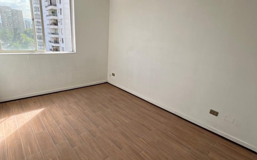 Tercera Avenida // Metro Ciudad Del Niño