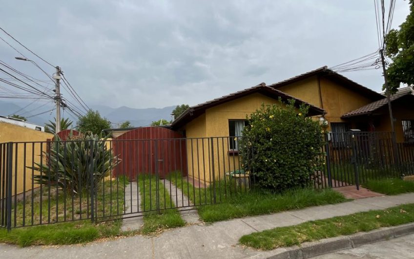 Los Avellanos // Avenida Tobalaba