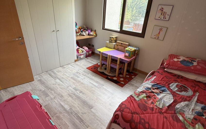 Condominio El Sendero // Piedra Roja