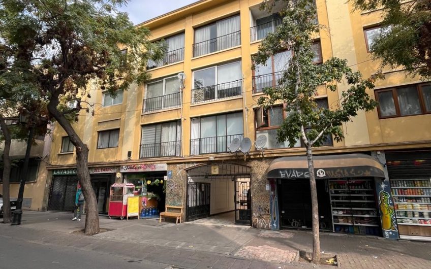 Huerfanos // Plaza Brasil