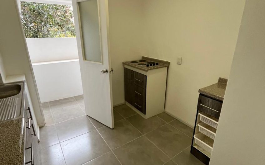 Avenida Apoquindo // Metro Escuela Militar