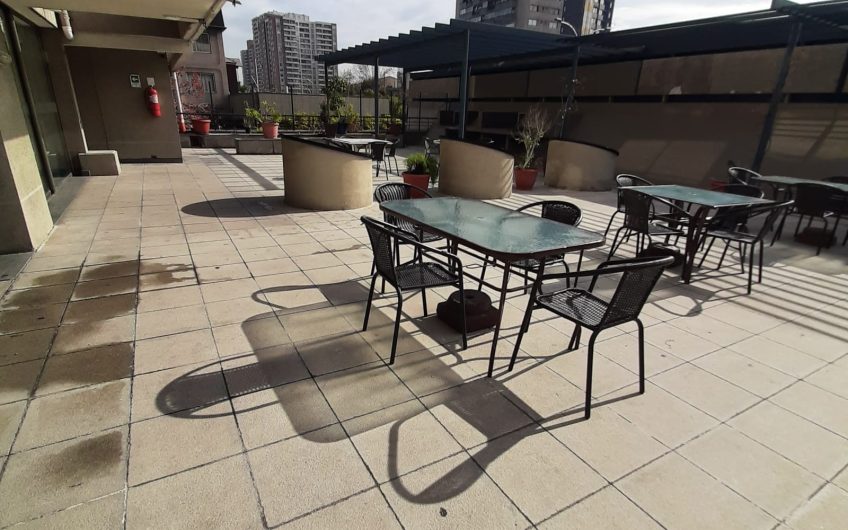 Avda. Irarrazaval // Metro Monseñor Eyzaguirre