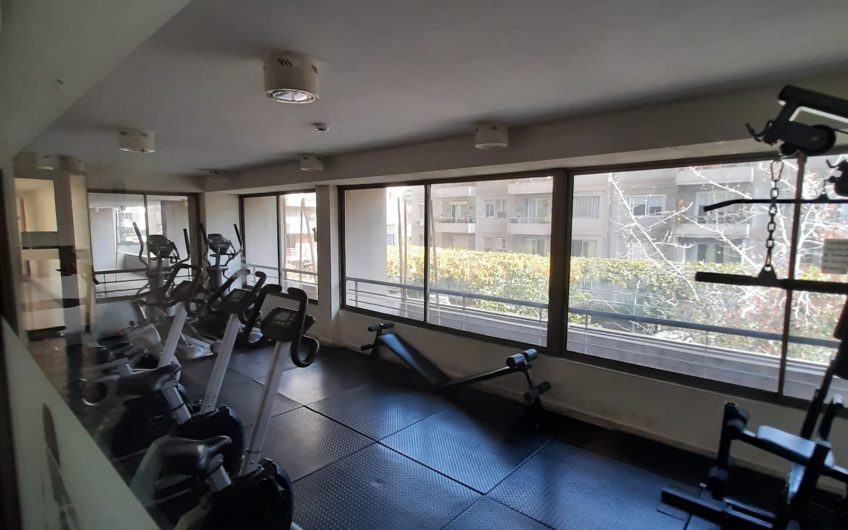 Avda. Irarrazaval // Metro Monseñor Eyzaguirre