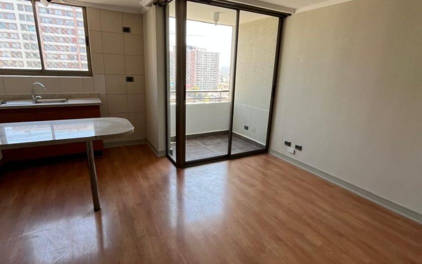 Avda. Irarrazaval // Metro Monseñor Eyzaguirre