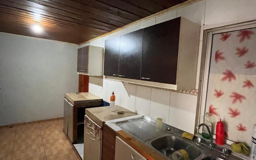 Pasaje Atenas // Colina