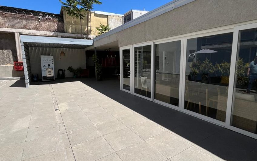 Martinez De Rozas // Metro Cumming