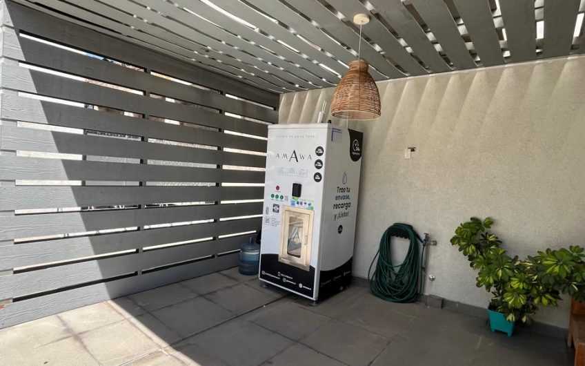 Martinez De Rozas // Metro Cumming