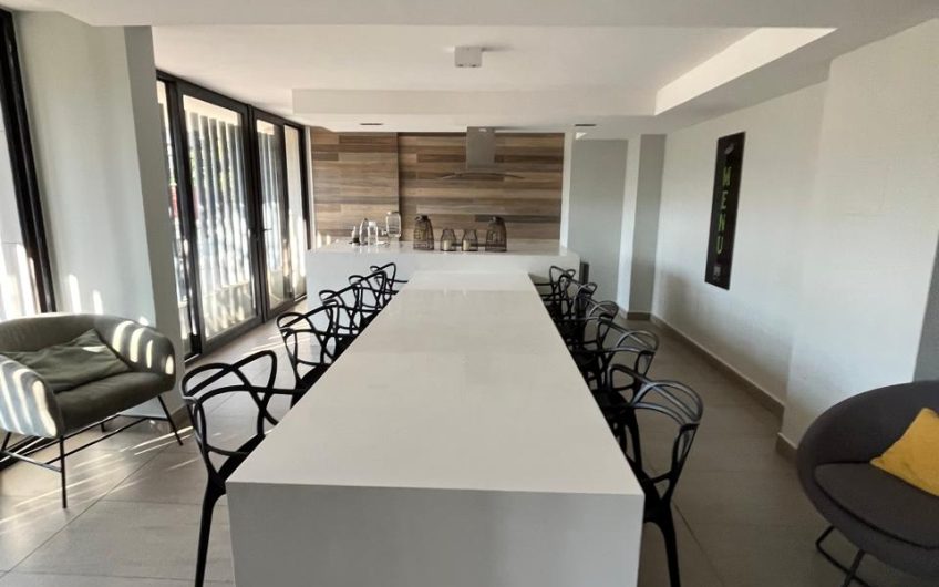 Rivera // Mall Independencia