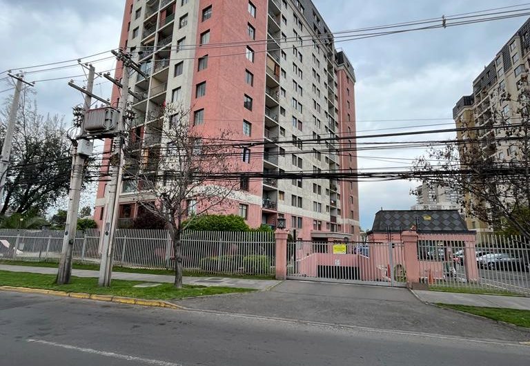 Colombia // Av. Walker Martinez
